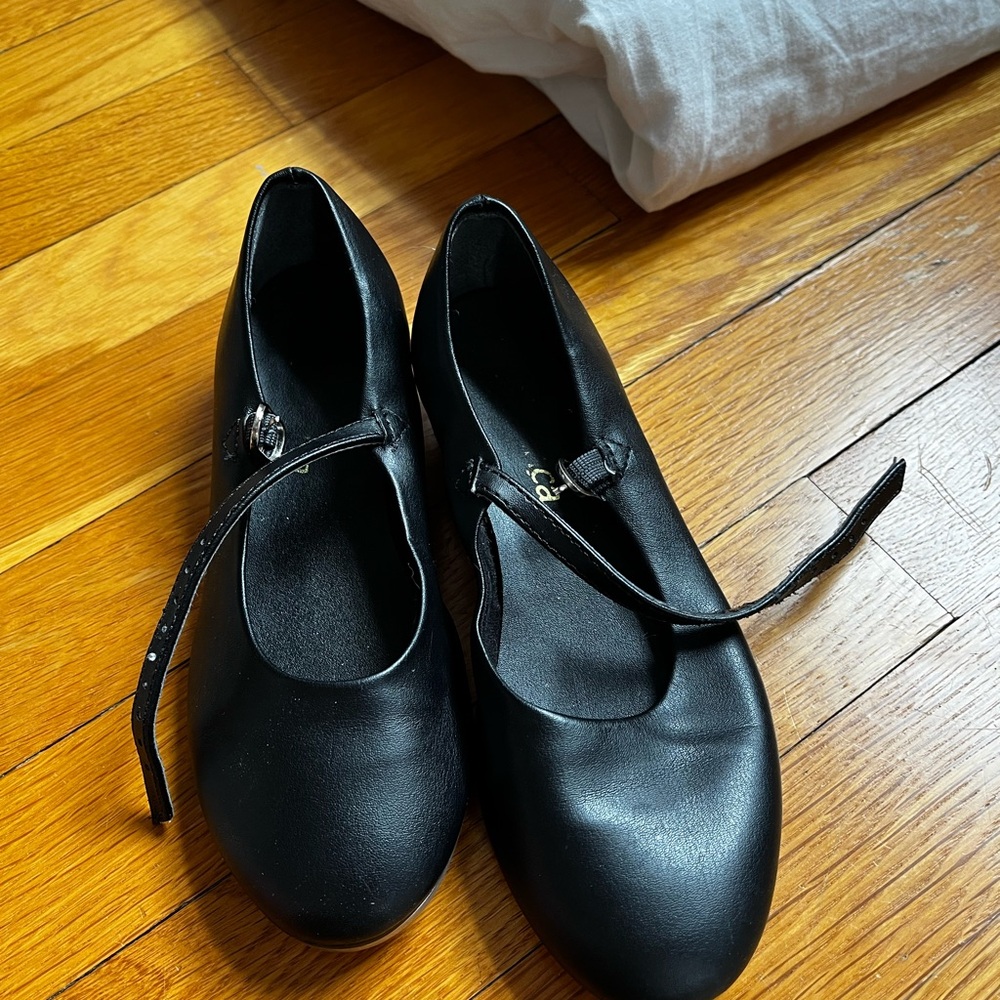 Girls SoDanca tap shoes